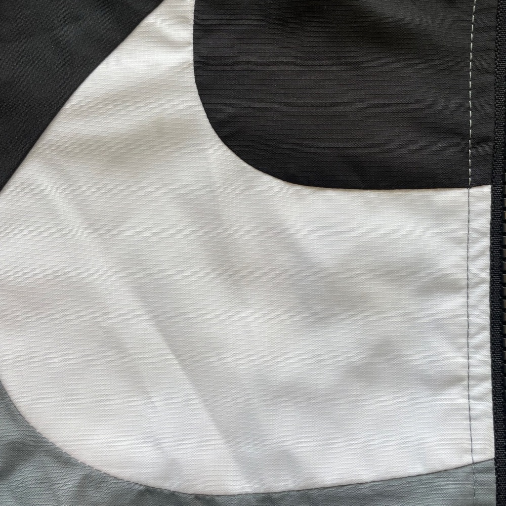 Nike jacket - Picture 3 of 4